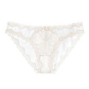 Трусики-стрінги жіночі Victoria's Secret Dream Angel Lace Thong (кремові) (XS) 92330910 фото