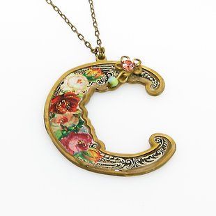 Кулон з латуні Michal Negrin у вигляді літери "C" з кристалами Swarovski 13510C фото